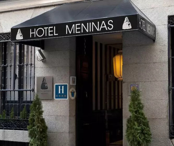 Meninas – Boutique Opera