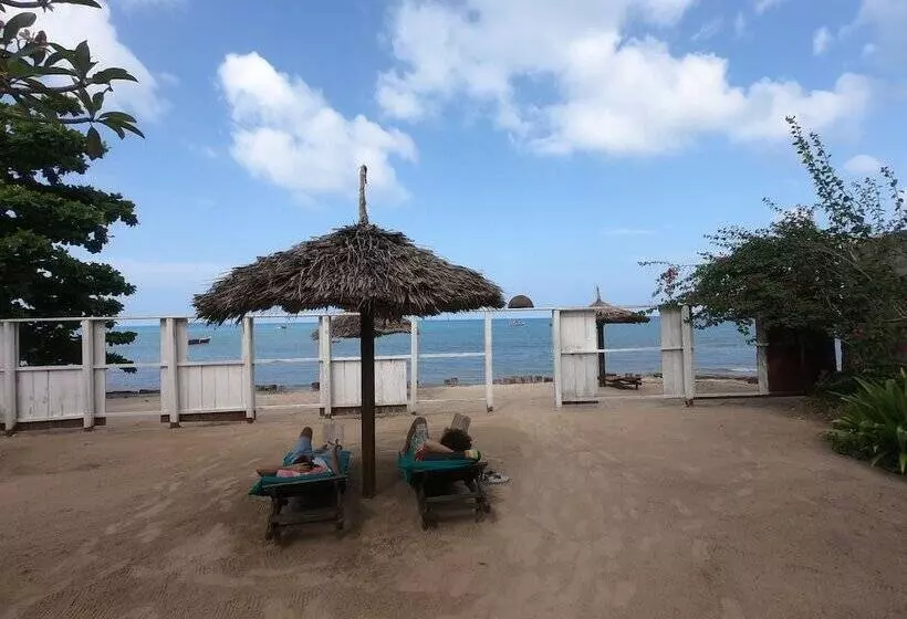 Fotos del hotel Imani Beach Villa:  19