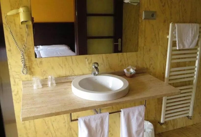 Fotos del hotel Euba:  6
