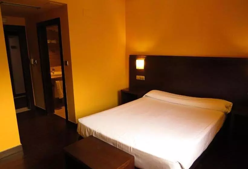 Fotos del hotel Euba:  11