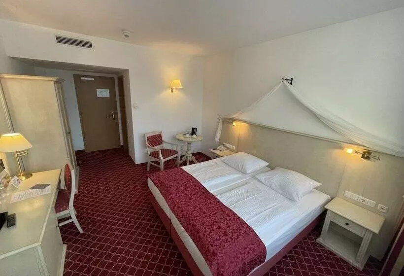 Fotos del hotel Mercure  Chateau Berlin Am Kurfürstendamm:  14