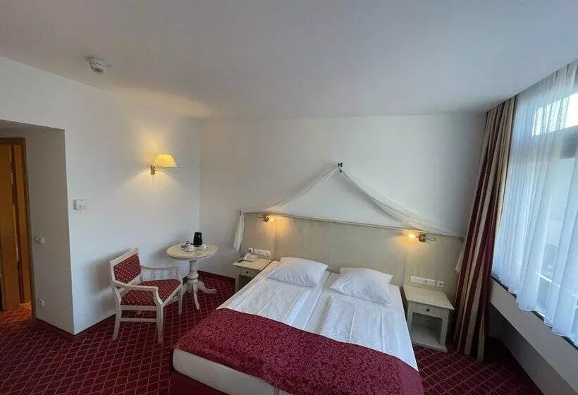 Fotos del hotel Mercure  Chateau Berlin Am Kurfürstendamm:  9