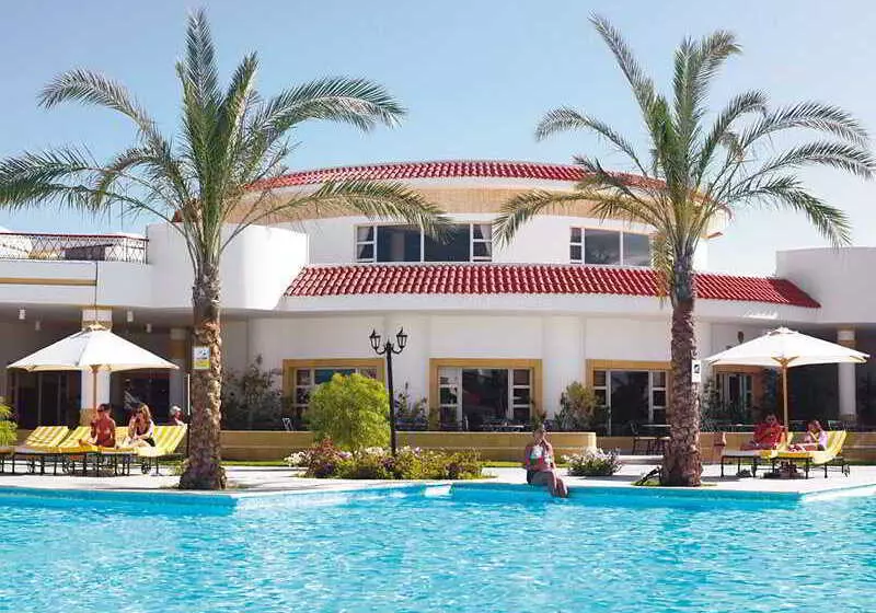 Coral Beach Resort Tiran