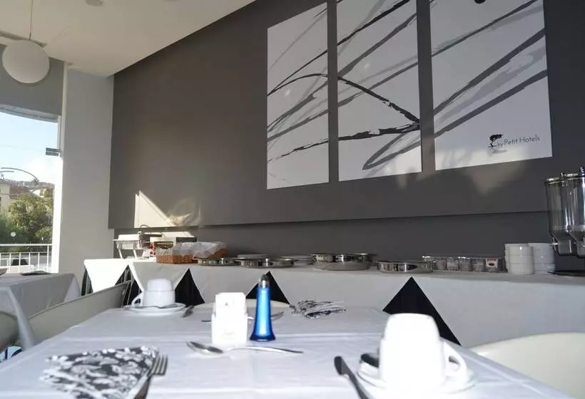 Fotos del hotel Madeira Bright Star By Petit Hotels:  13