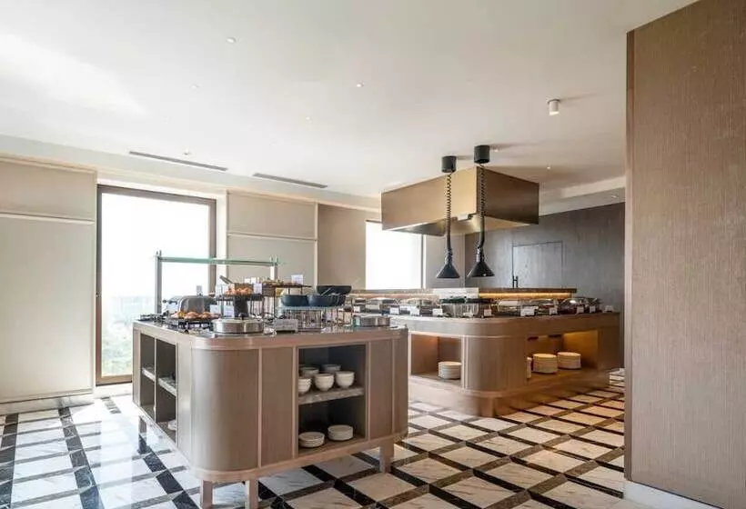 Fotos del hotel The Residency Towers:  8