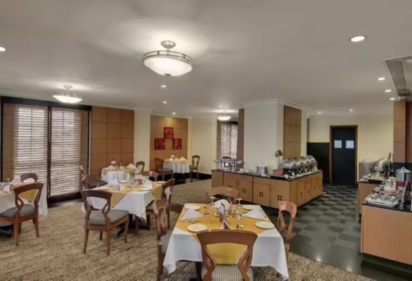 Fotos del hotel The Residency Towers:  12