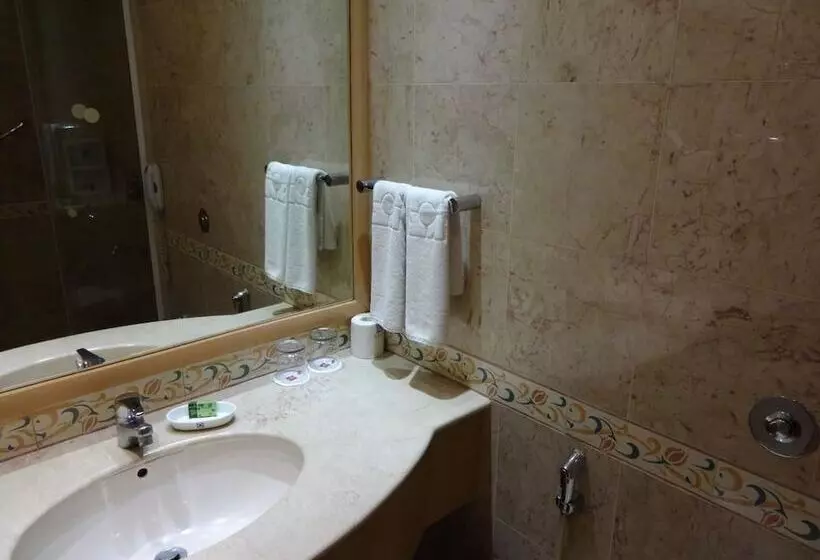 Fotos del hotel The Residency Towers:  9