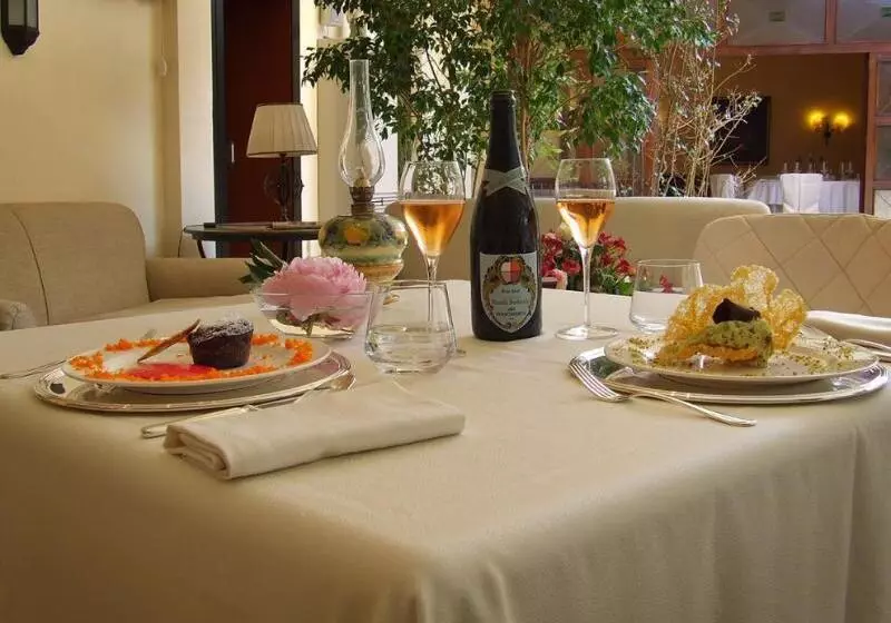 Fotos del hotel Federico Ii Central Palace:  11