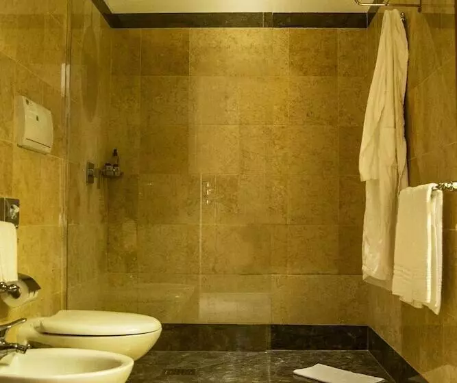 Fotos del hotel Federico Ii Central Palace:  6