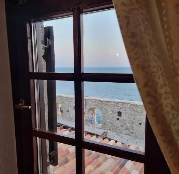 Fotos del hotel Kulla E Balshajve:  13