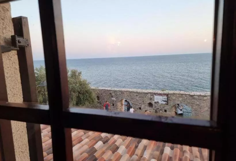 Fotos del hotel Kulla E Balshajve:  7