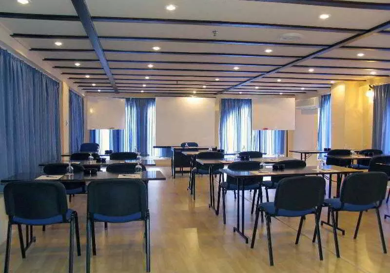 Fotos del hotel Lefkoniko Beach:  6