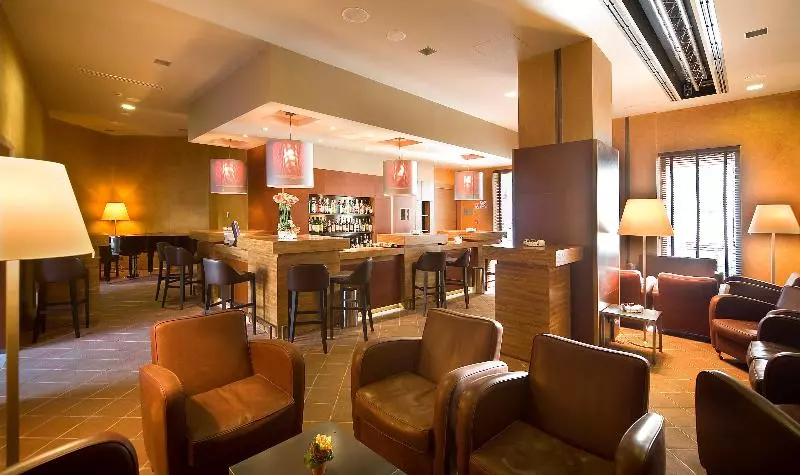 Fotos del hotel Nh Torino Santo Stefano:  29