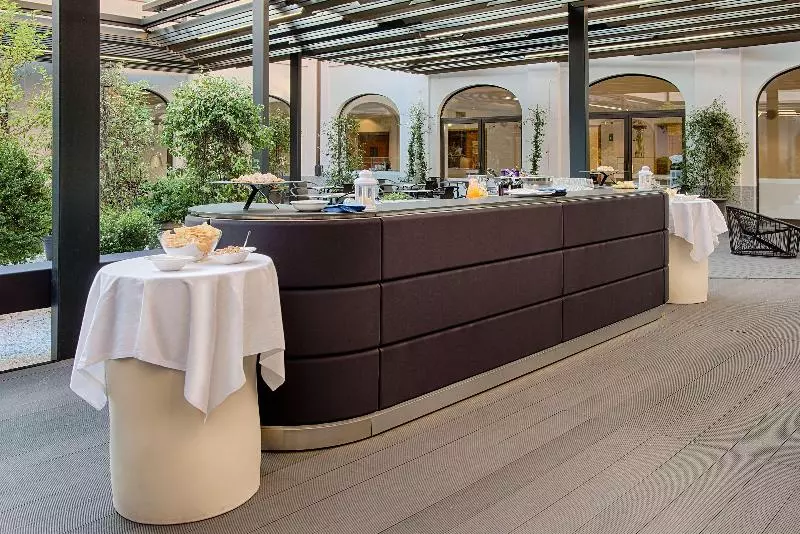 Fotos del hotel Nh Torino Santo Stefano:  51