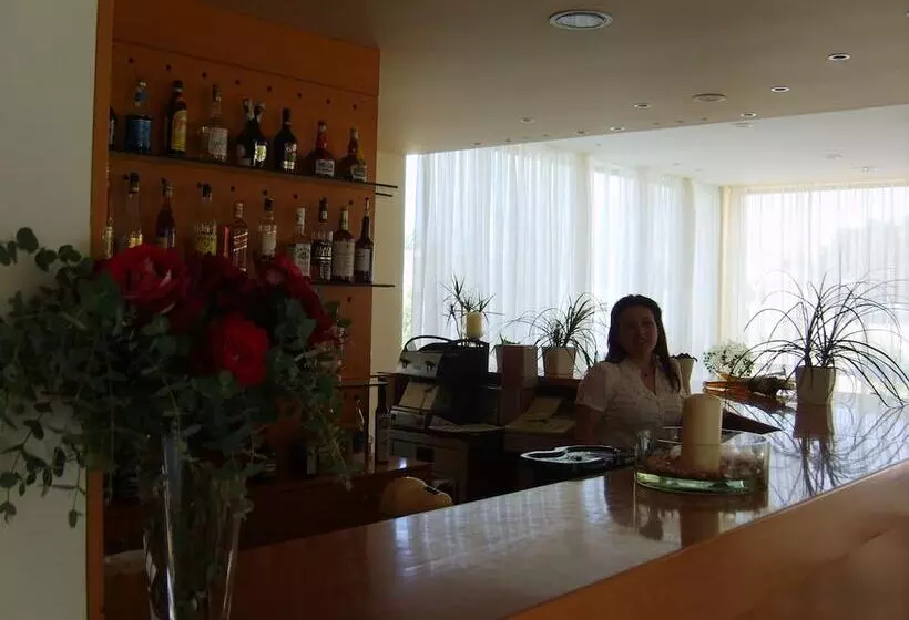 Fotos del hotel Yakinthos:  5