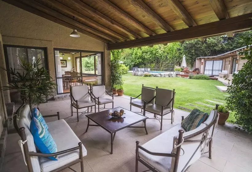 Fotos del hotel Lares De Chacras:  12