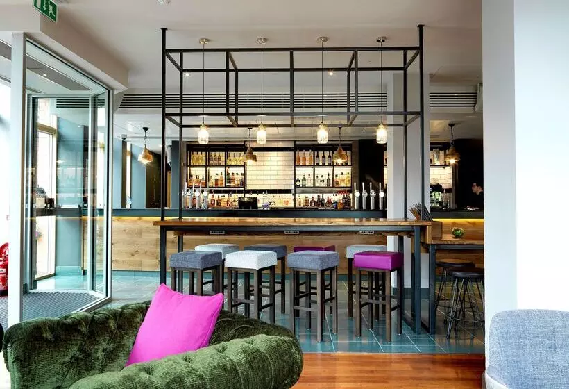 Fotos del hotel Hilton Garden Inn Birmingham Brindley Place:  11