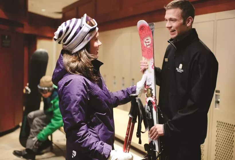 Fotos del hotel Pan Pacific Whistler Village Centre:  7