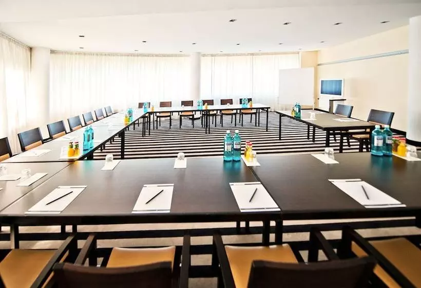 Fotos del hotel Bristol Hotel Frankfurt:  4