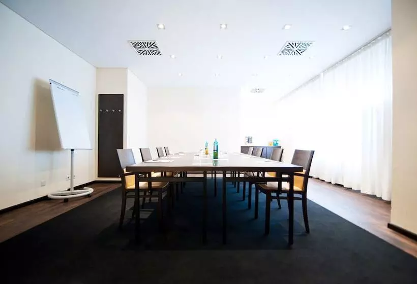 Fotos del hotel Bristol Hotel Frankfurt:  9