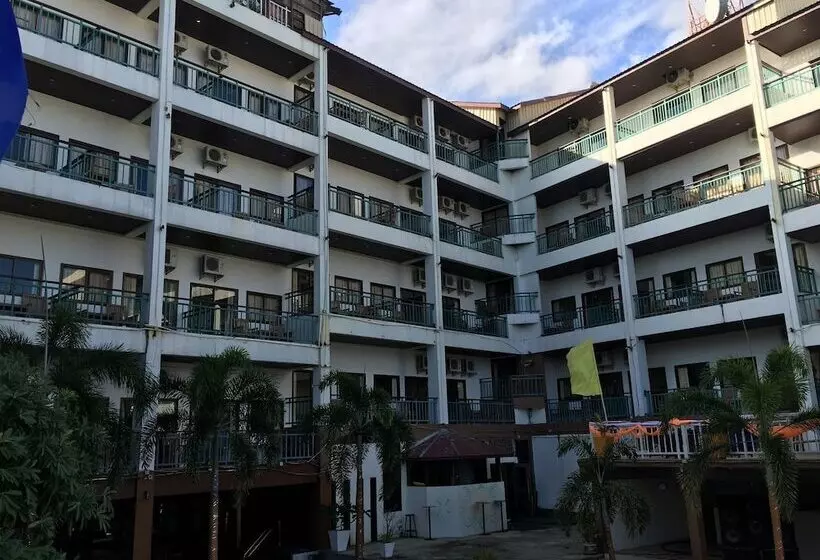 Drop In Club Resort & Spa