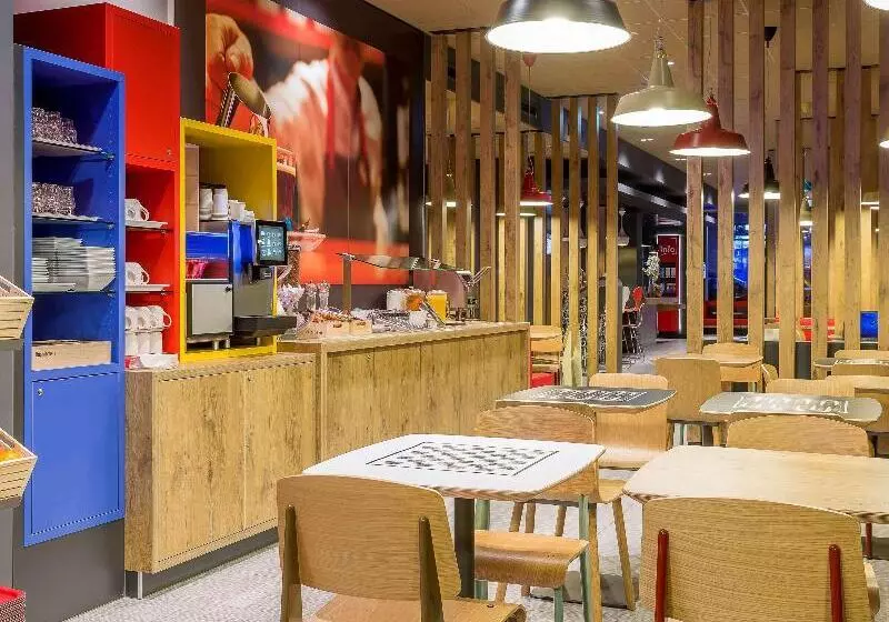 Fotos del hotel ibis Genève Centre Lac:  13