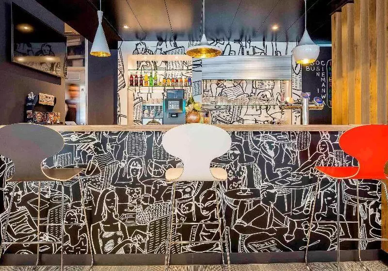 Fotos del hotel ibis Genève Centre Lac:  5