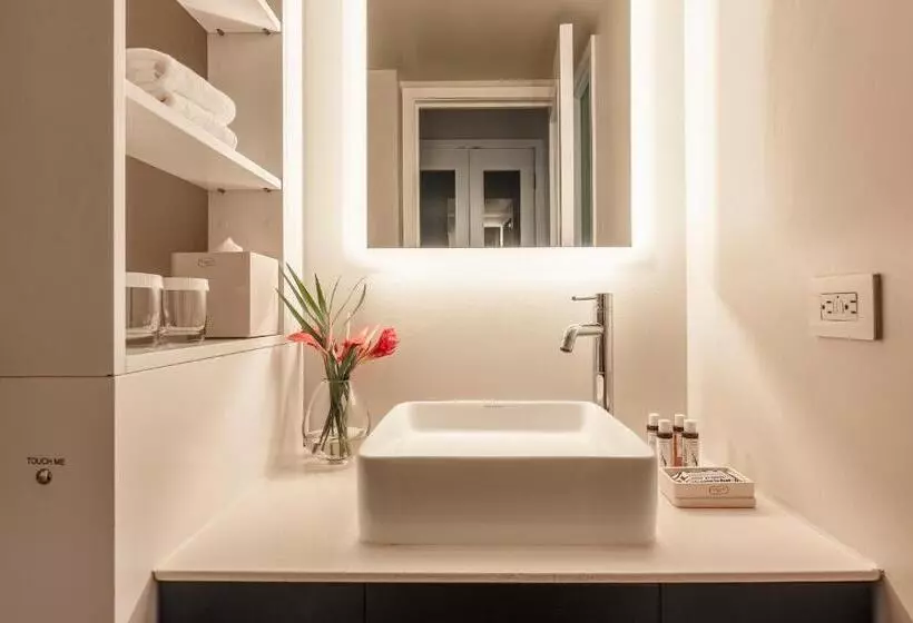 Fotos del hotel Renew:  7