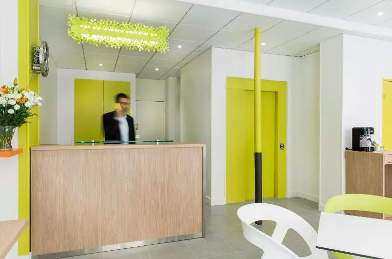 Bel Oranger Gare De Lyon