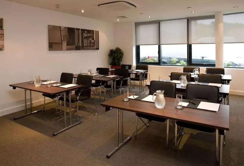 Fotos del hotel Kilkenny Pembroke:  9