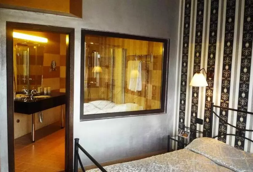 Fotos del hotel Hotel Orphey:  24