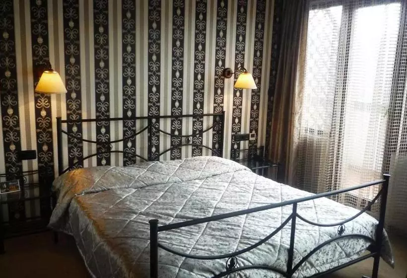 Fotos del hotel Hotel Orphey:  13