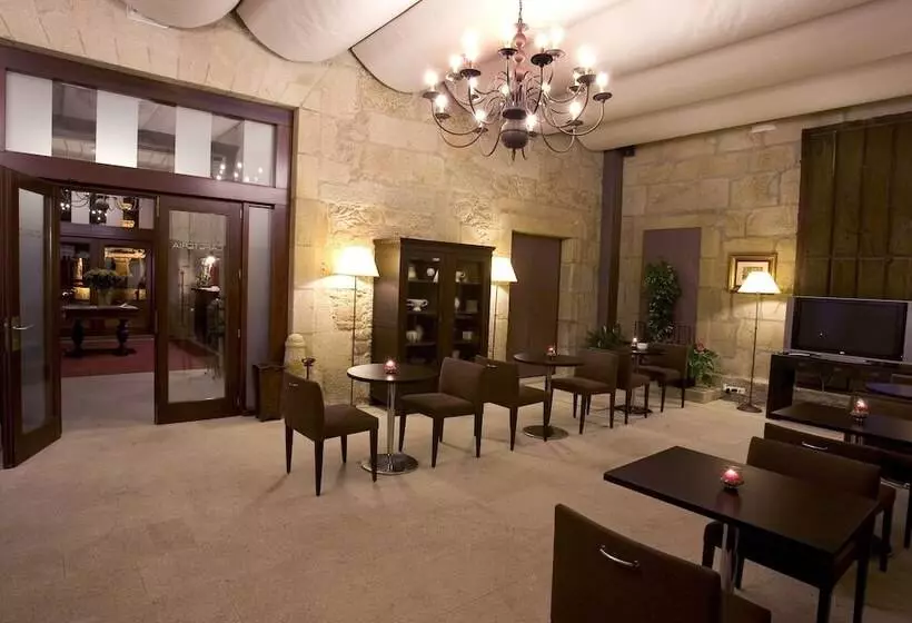 Fotos del hotel Pazo De Lestrove By Pousadas De Compostela:  4