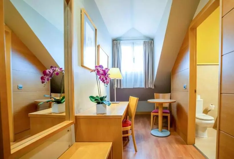 Fotos del hotel Victoria 4 Puerta Del Sol:  16