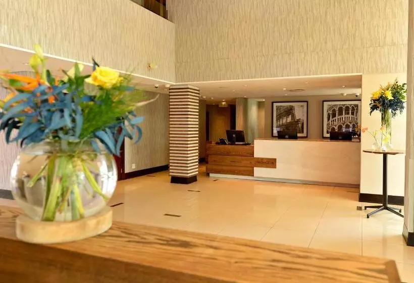 Fotos del hotel Sunsquare Montecasino:  3