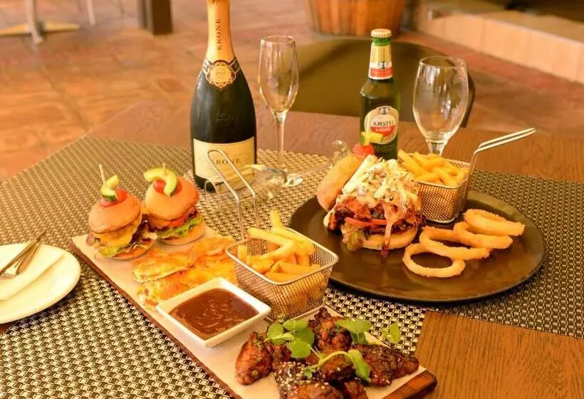 Fotos del hotel Sunsquare Montecasino:  11