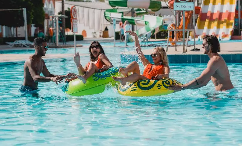 Fotos del hotel Sunrise Garden Beach Resort:  2