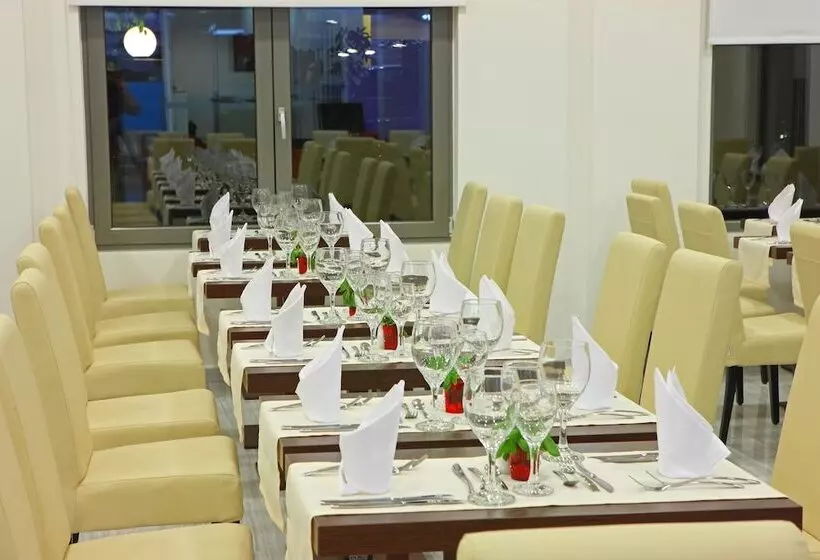 Fotos del hotel Olympic Palladium:  25