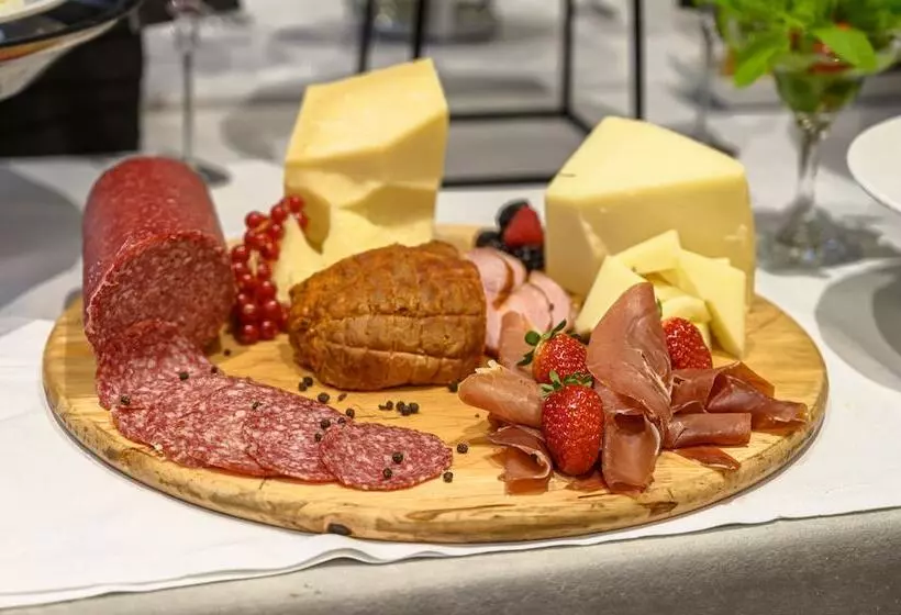 Fotos del hotel Polis Grand:  13