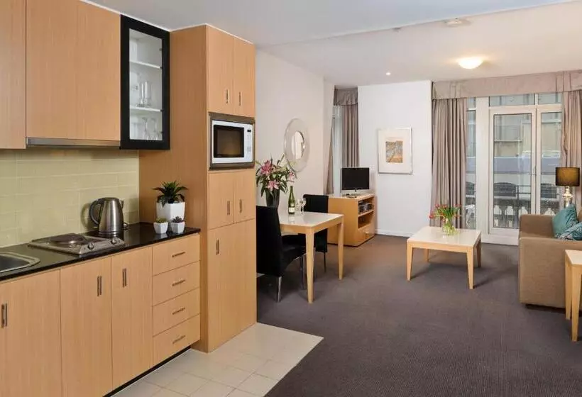 Fotos del hotel Treasury On Collins Apartment:  21