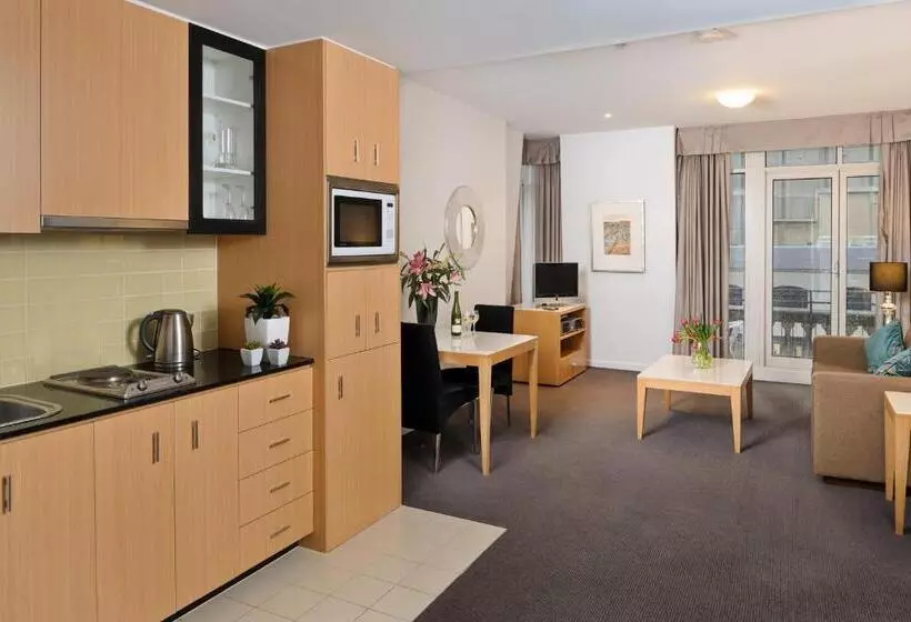 Fotos del hotel Treasury On Collins Apartment:  19