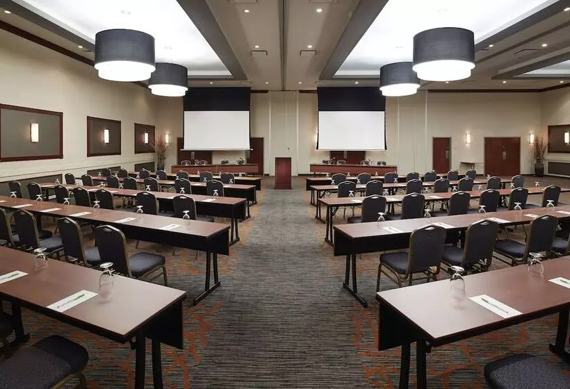 Fotos del hotel Courtyard By Marriott Montreal Airport:  12