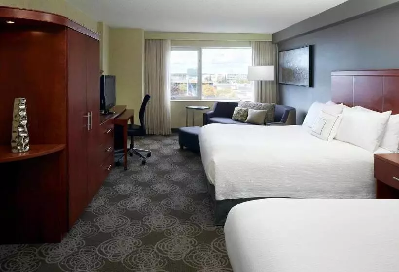 Fotos del hotel Courtyard By Marriott Montreal Airport:  10
