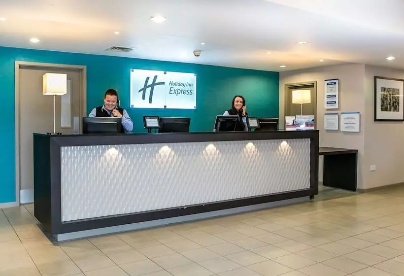Fotos del hotel Holiday Inn Express Manchester Airport:  3