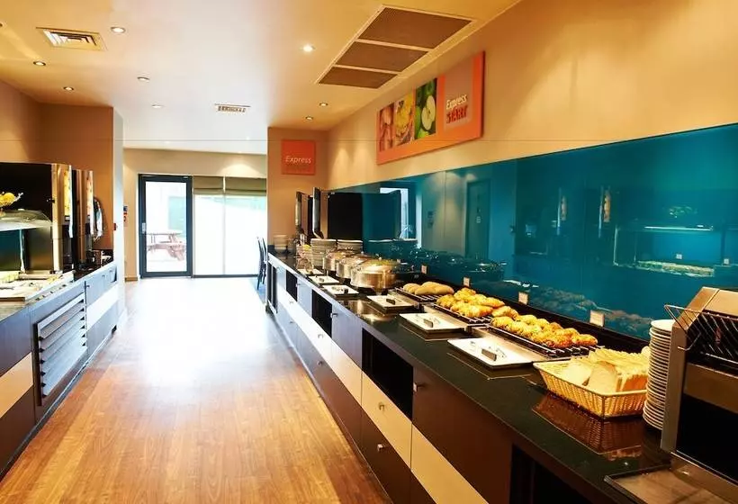 Fotos del hotel Holiday Inn Express Manchester Airport:  25