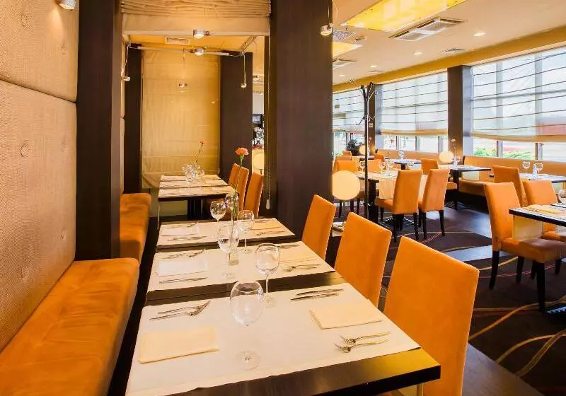 Fotos del hotel Qubus  łódź:  4