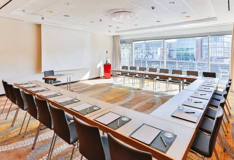 Fotos del hotel Courtyard By Marriott Duesseldorf Hafen:  19