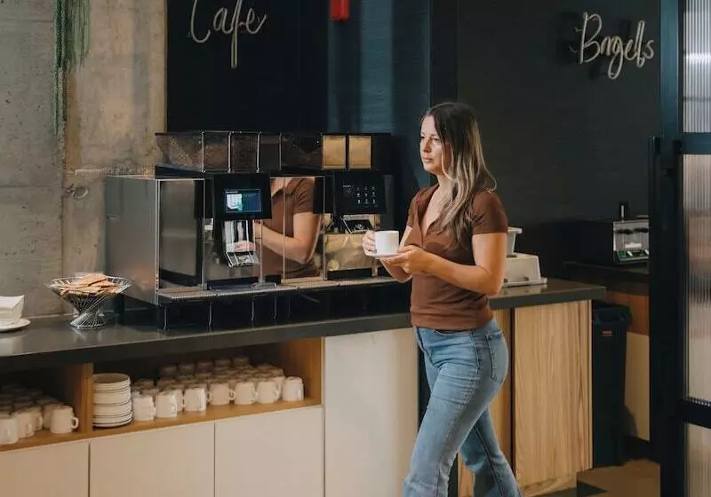 Fotos del hotel Le Dauphin Montréal Centre-ville:  6