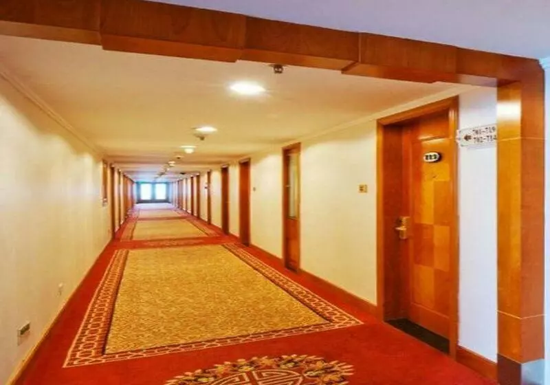 Fotos del hotel Overseas Chinese:  4