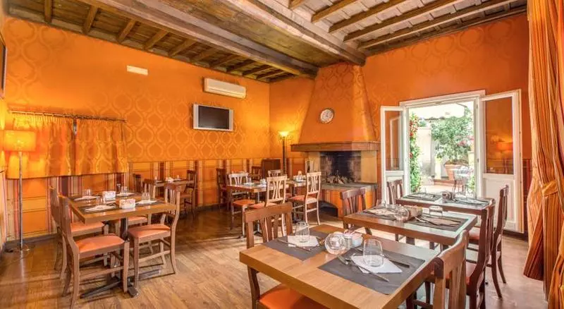 Fotos del hotel Relais Fontana Di Trevi:  3